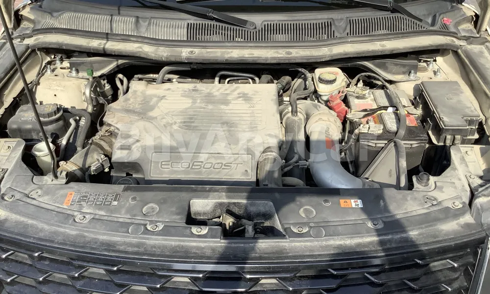 Vehicle photo 6