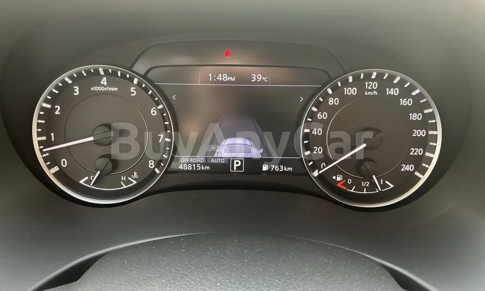 Vehicle photo 6