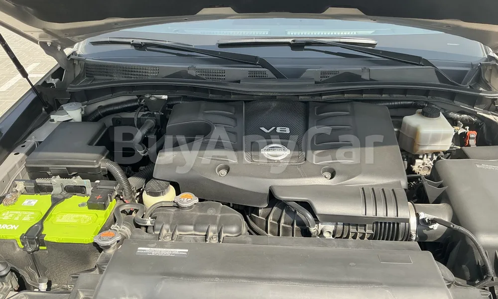 Vehicle photo 7