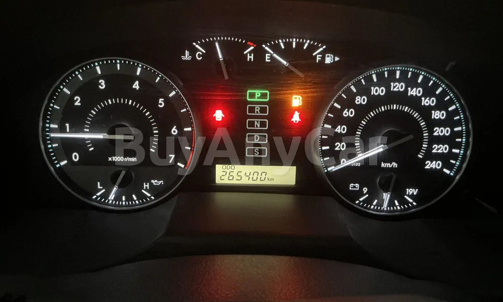 Vehicle photo 7