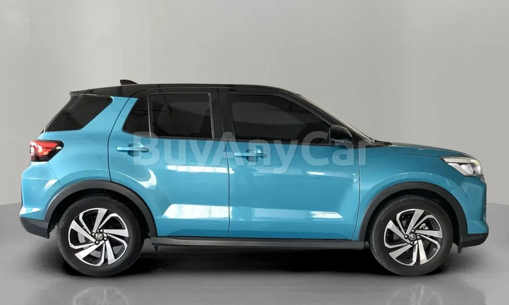 Vehicle photo 3