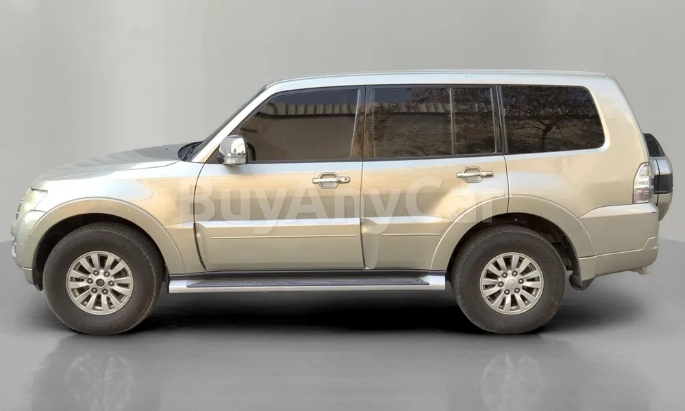 Vehicle photo 4