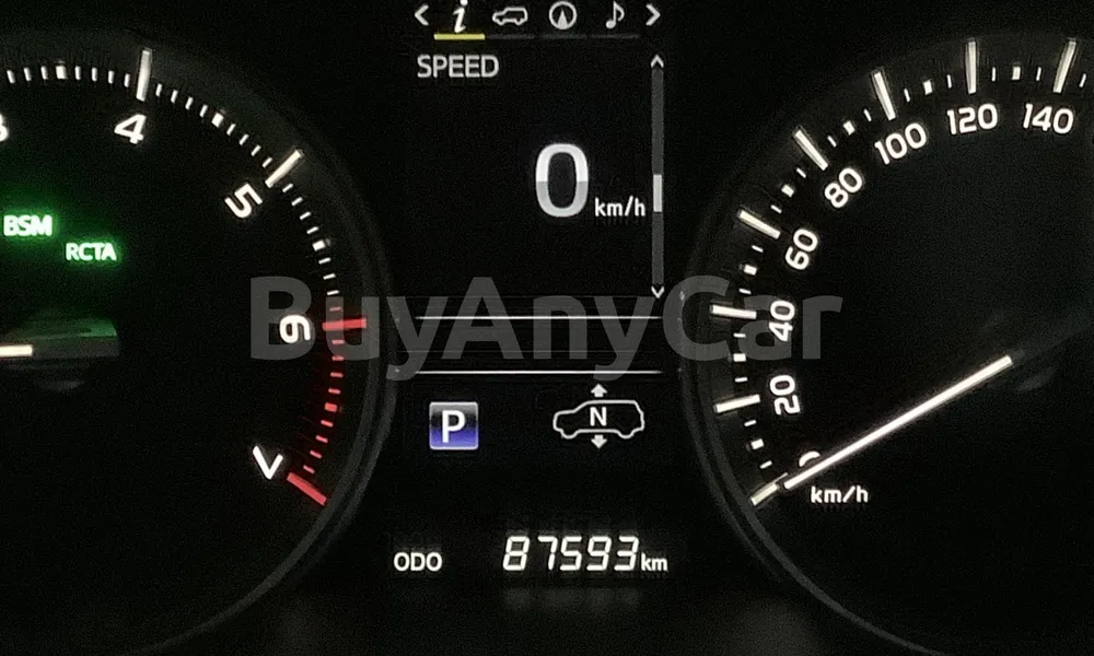 Vehicle photo 7