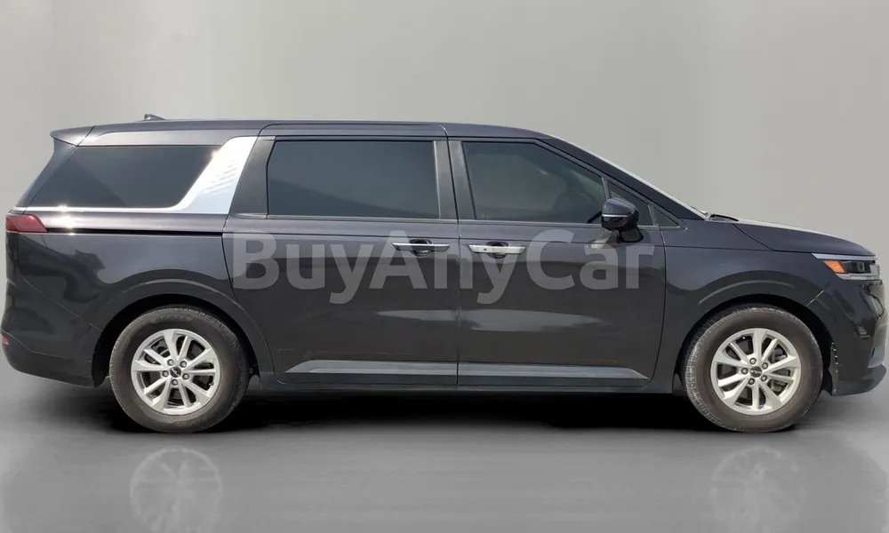 Vehicle photo 3