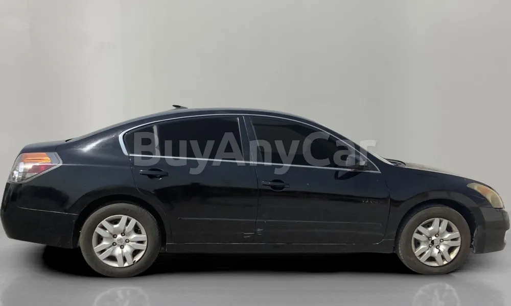 Vehicle photo 3
