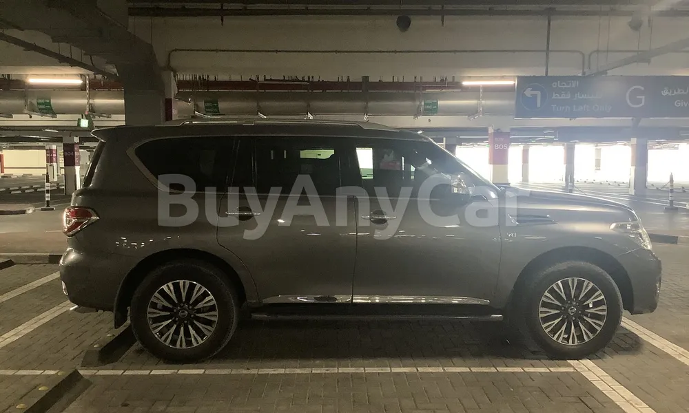 Vehicle photo 4