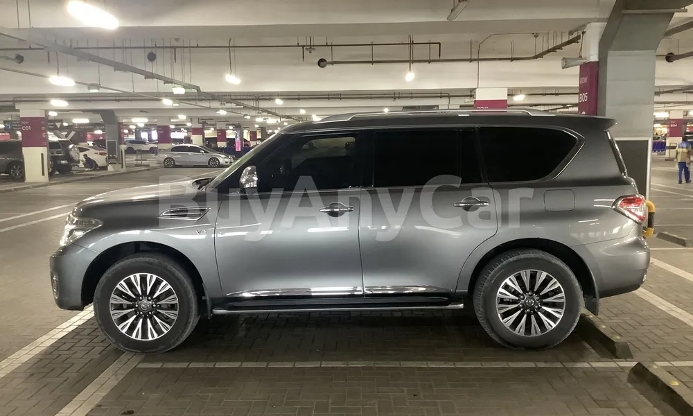 Vehicle photo 3