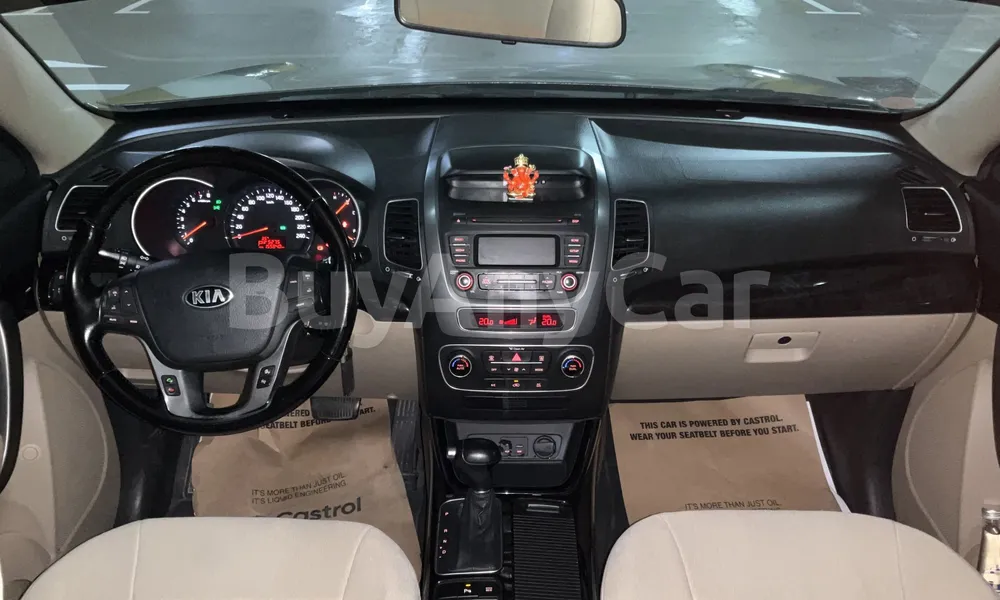 Vehicle photo 9