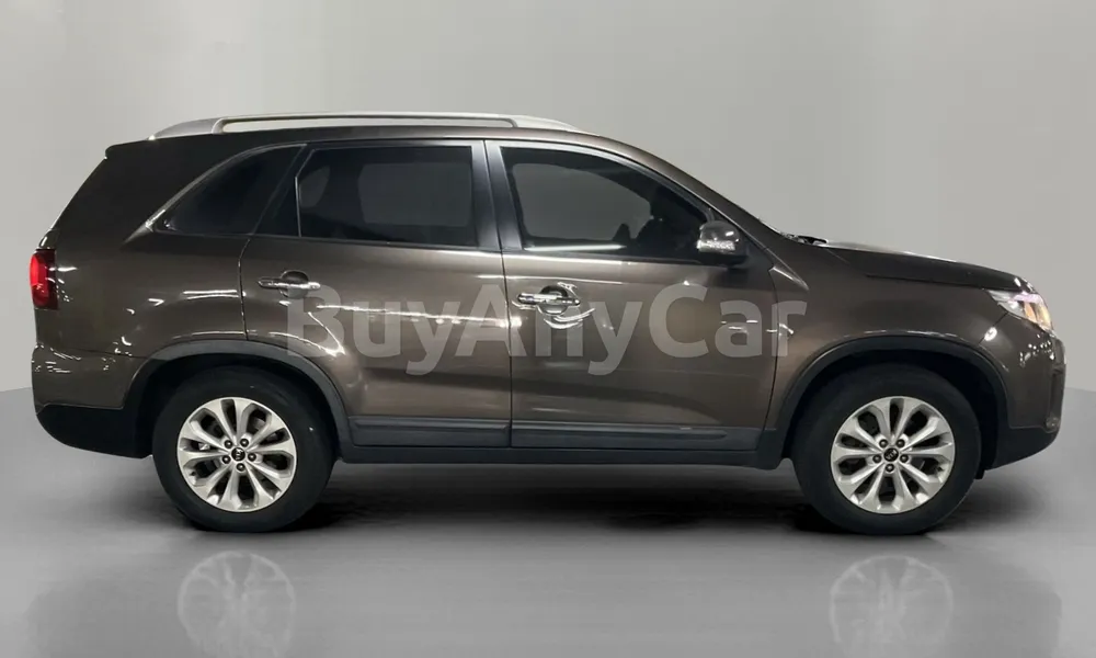 Vehicle photo 3