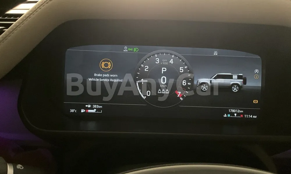 Vehicle photo 6