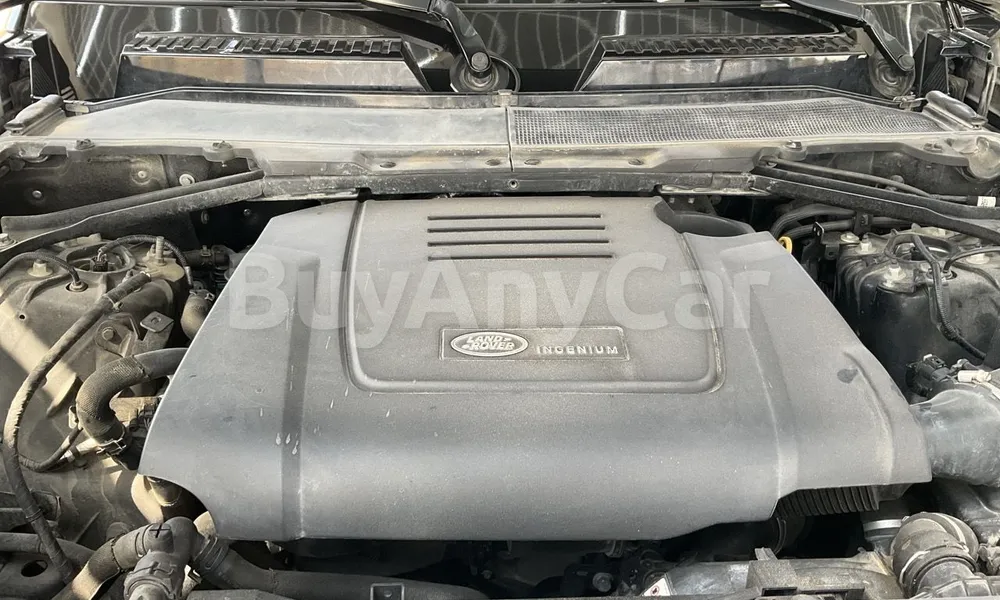 Vehicle photo 7