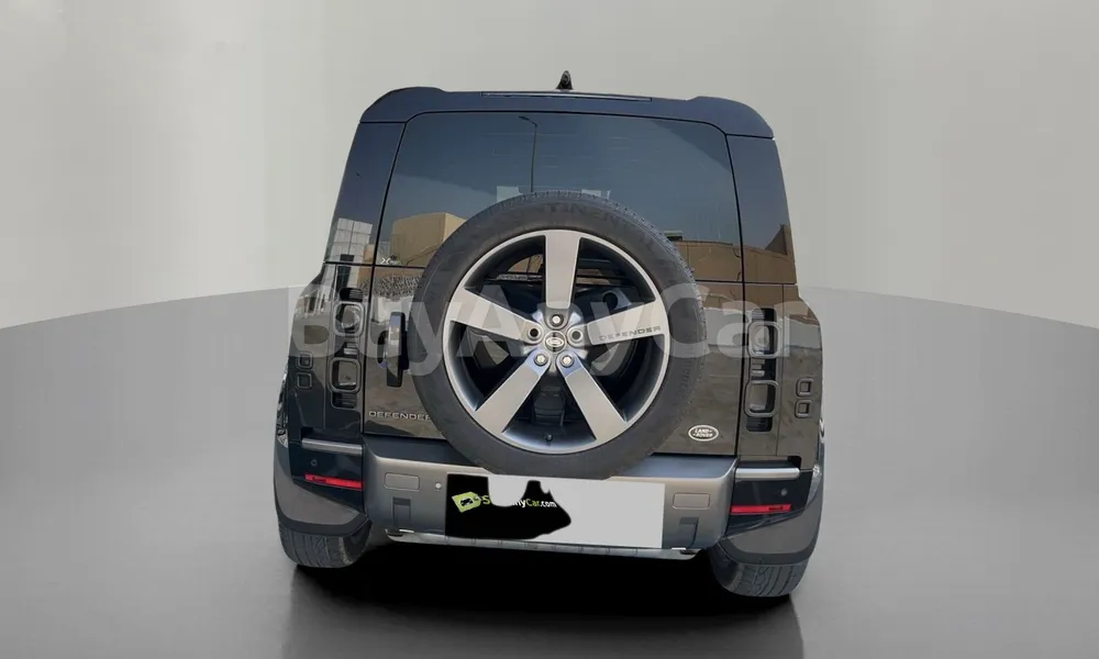Vehicle photo 2