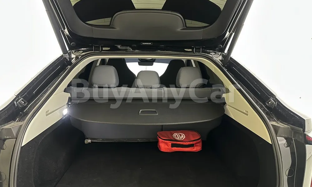 Vehicle photo 14