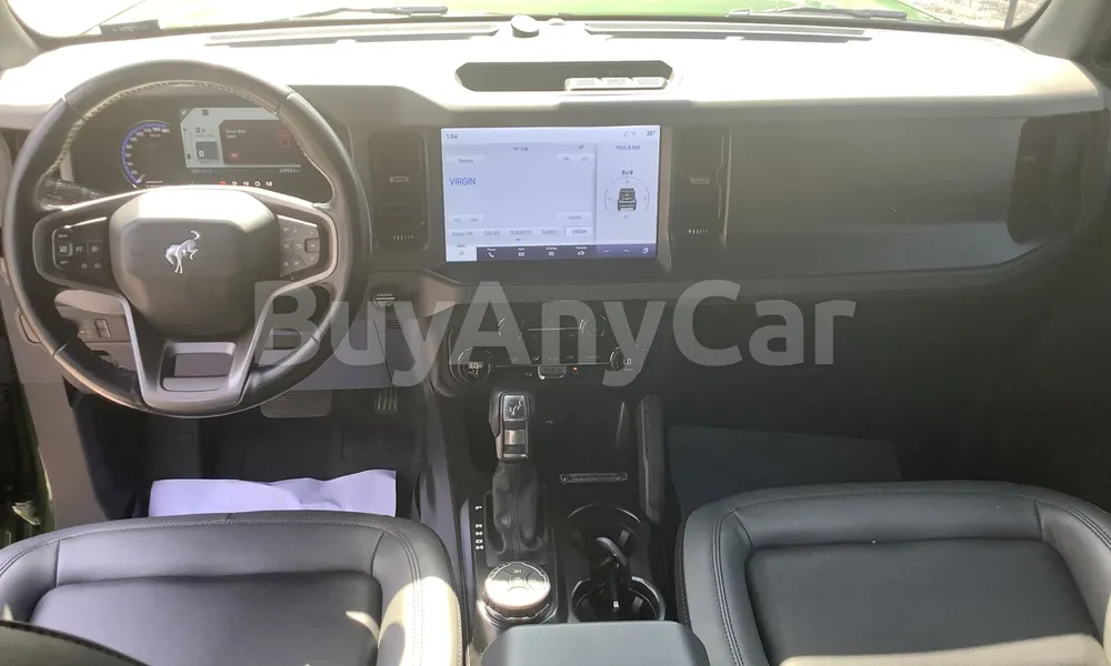 Vehicle photo 7