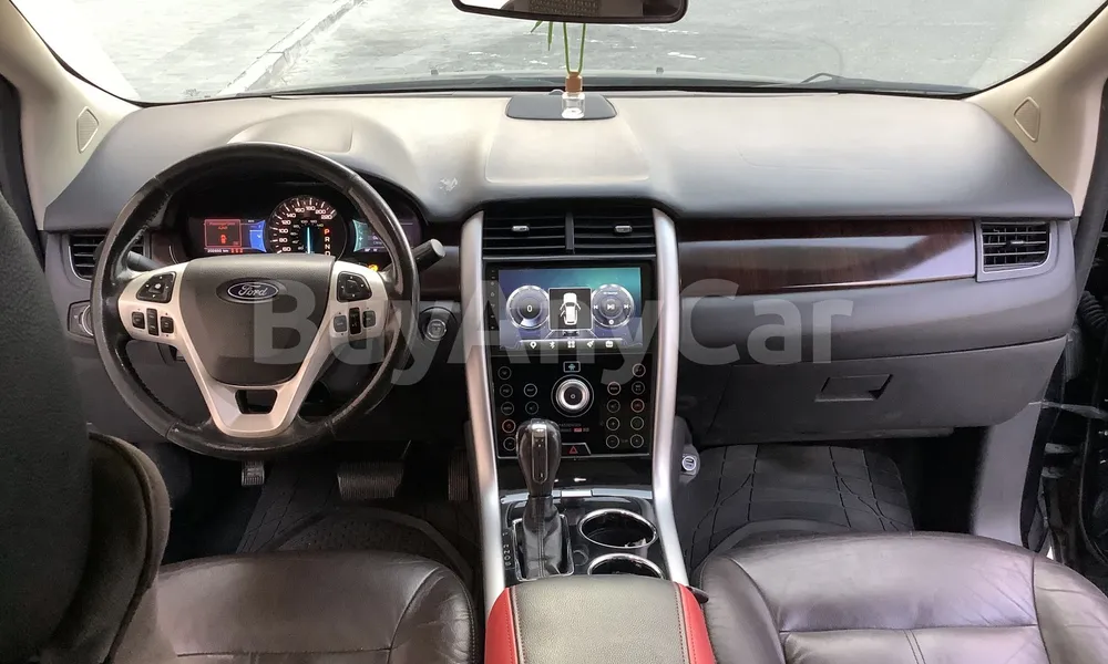 Vehicle photo 9