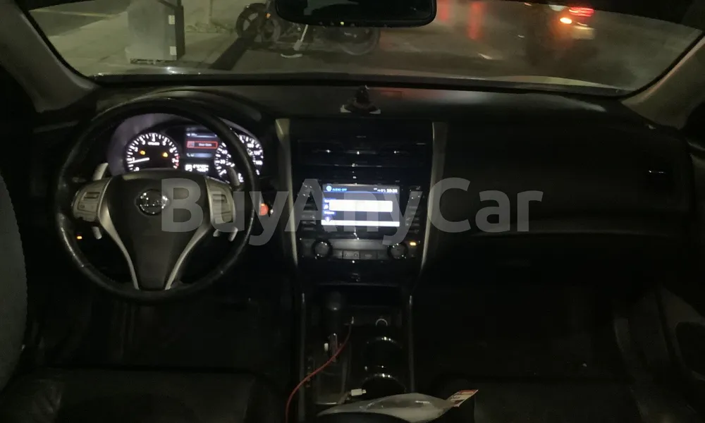 Vehicle photo 7
