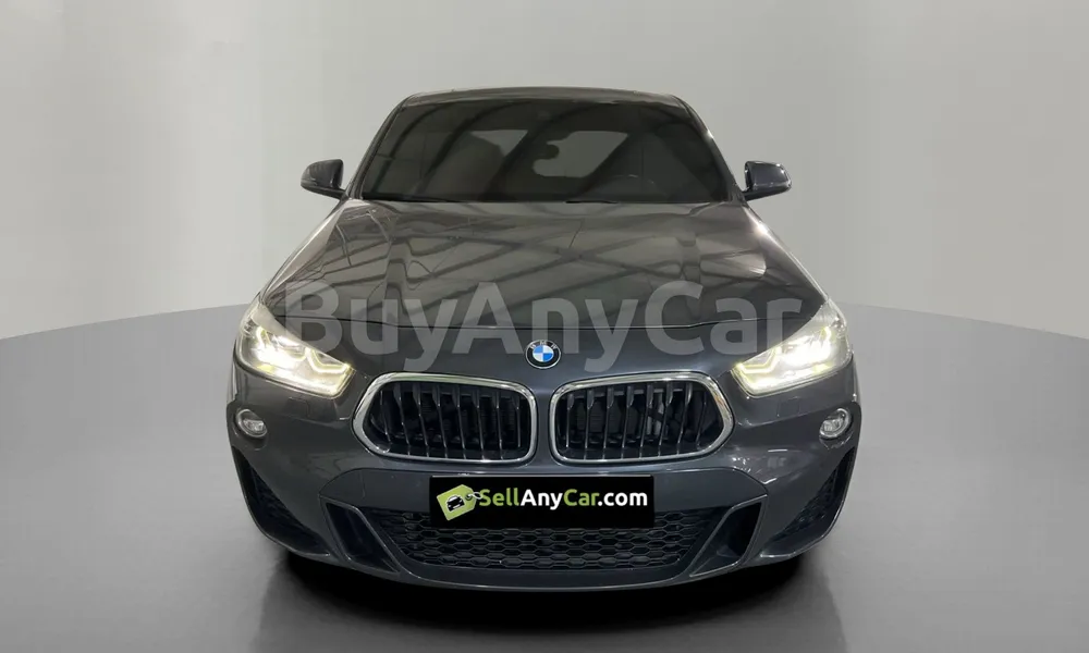 Vehicle photo 1