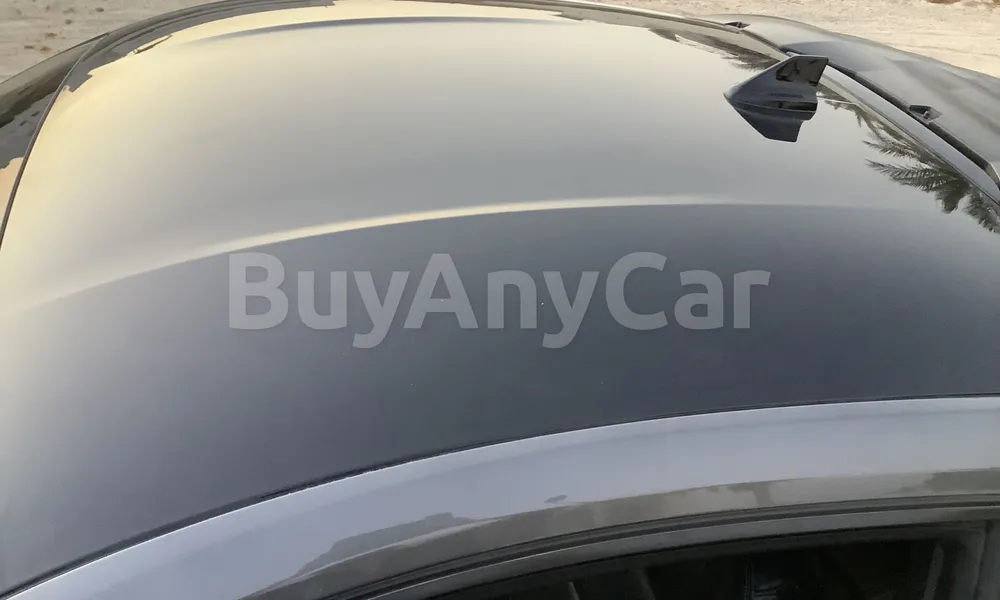 Vehicle photo 5