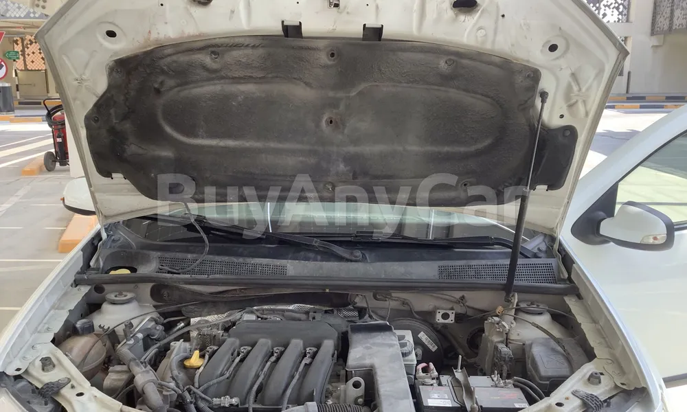 Vehicle photo 6