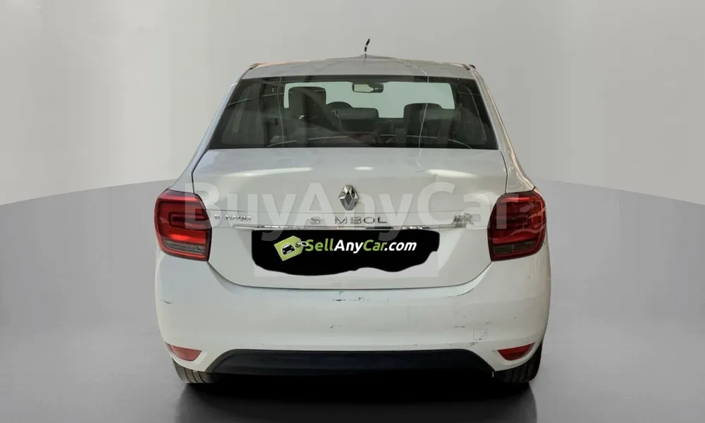 Vehicle photo 2