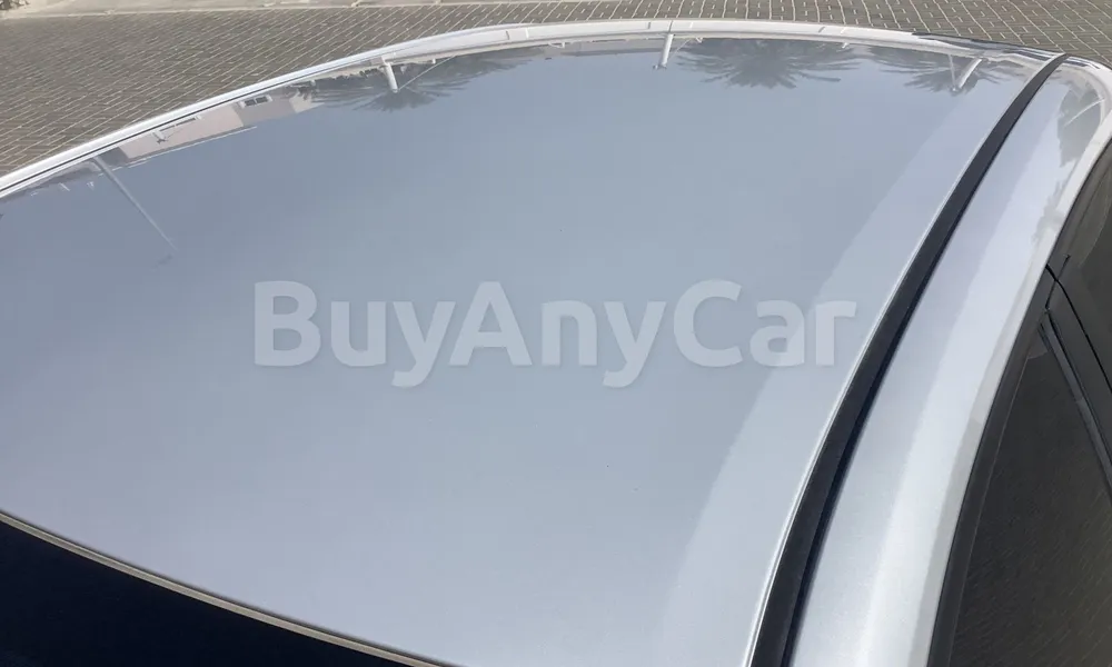 Vehicle photo 5