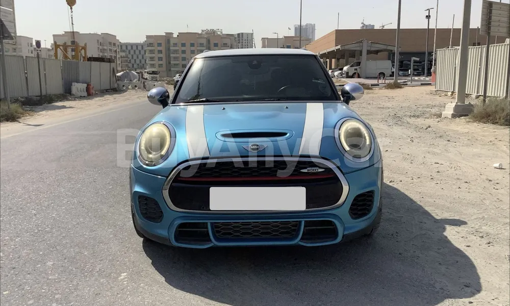 Vehicle photo 1