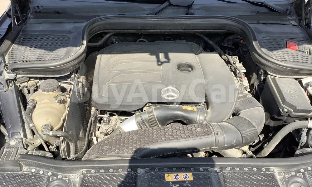 Vehicle photo 6