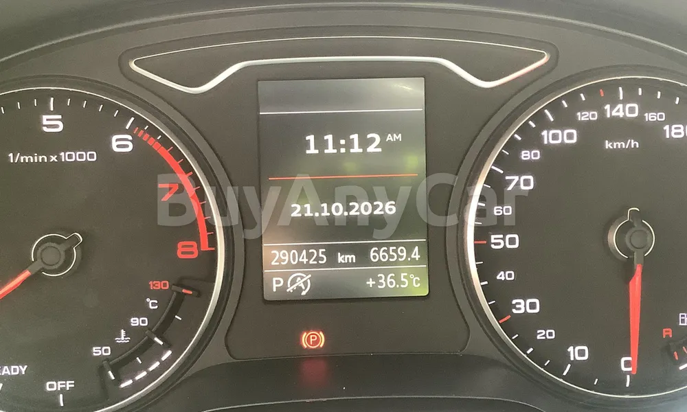 Vehicle photo 6