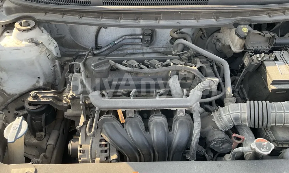 Vehicle photo 7