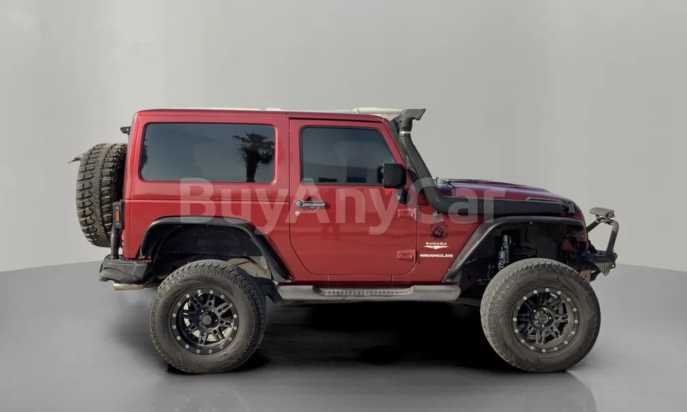 Vehicle photo 3