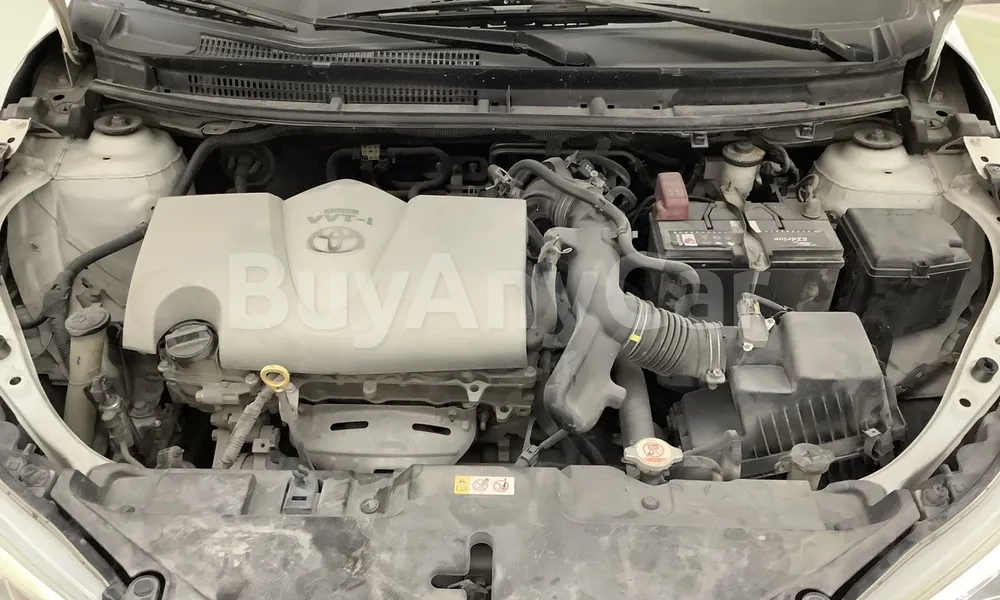 Vehicle photo 6
