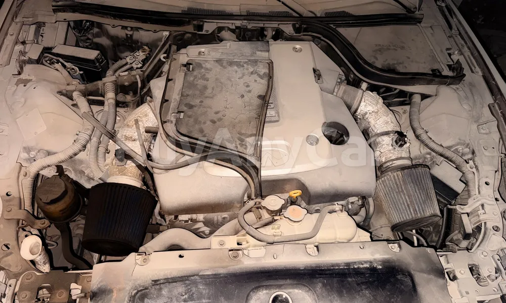 Vehicle photo 7