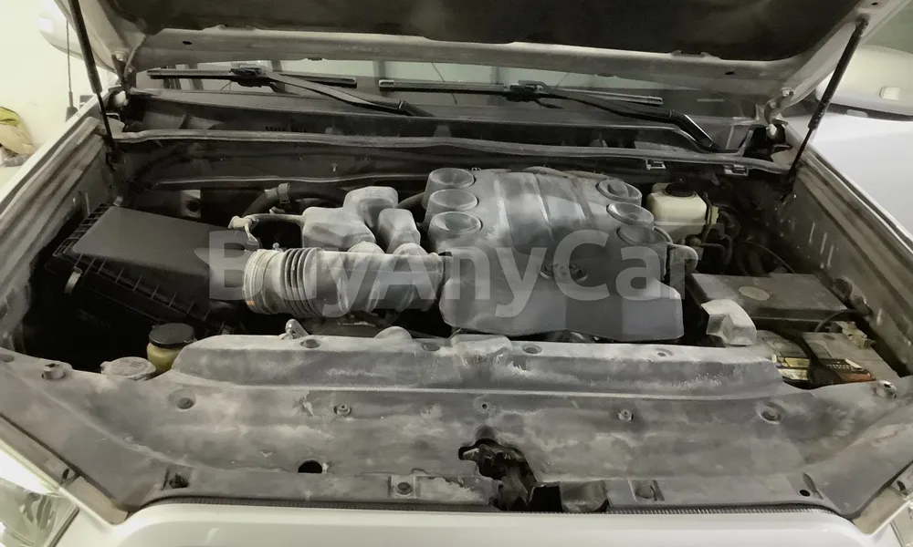Vehicle photo 6