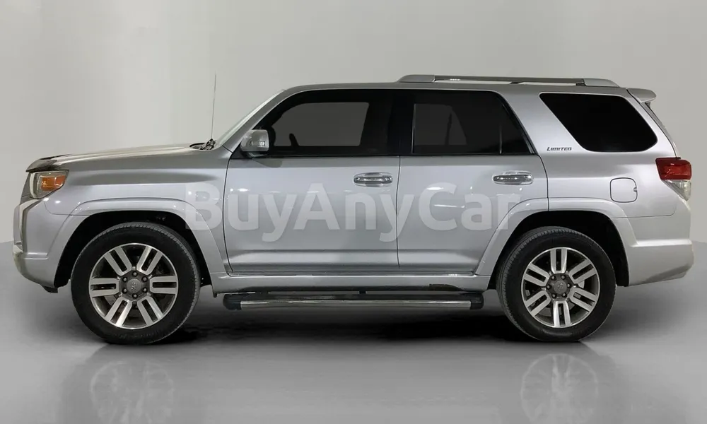 Vehicle photo 4