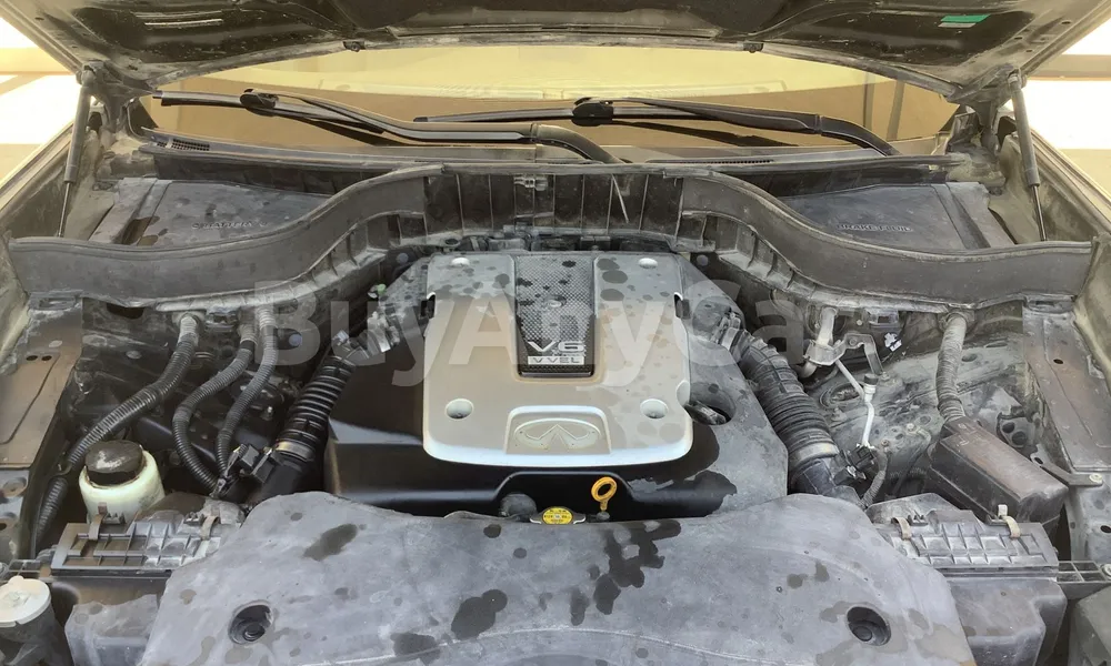 Vehicle photo 7