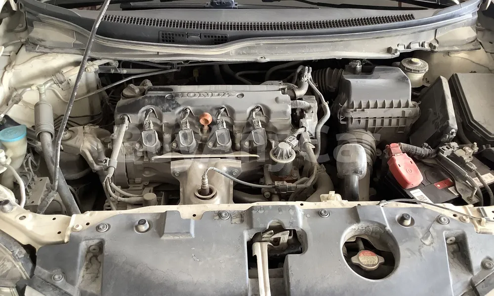 Vehicle photo 6