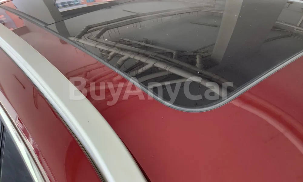 Vehicle photo 5