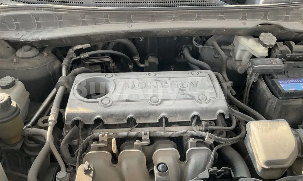 Vehicle photo 6
