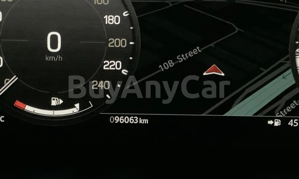 Vehicle photo 6