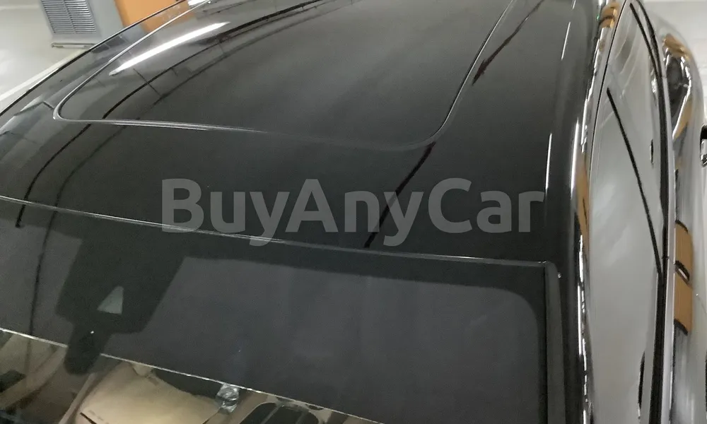 Vehicle photo 6