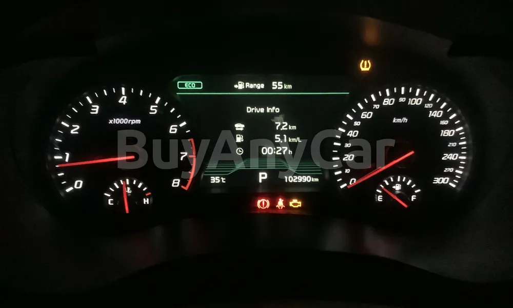 Vehicle photo 7