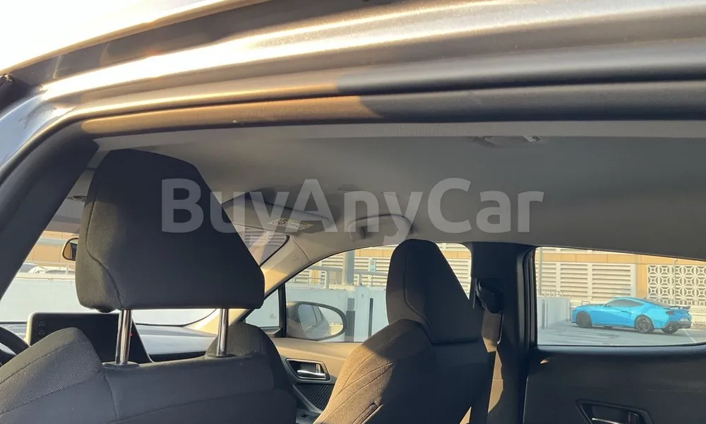 Vehicle photo 7
