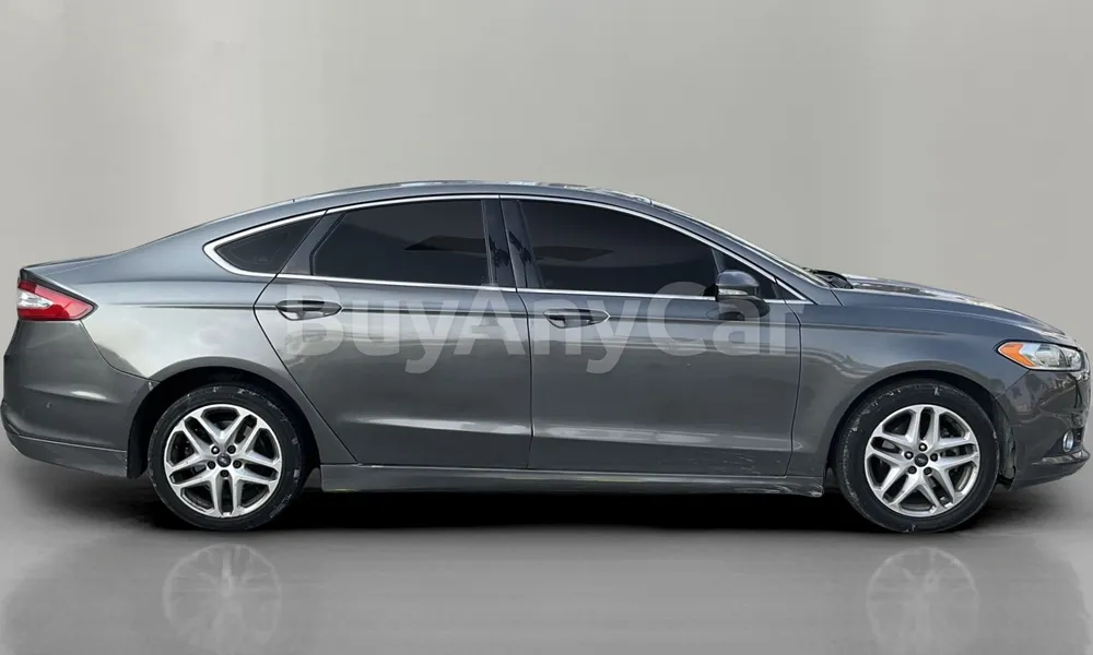 Vehicle photo 3