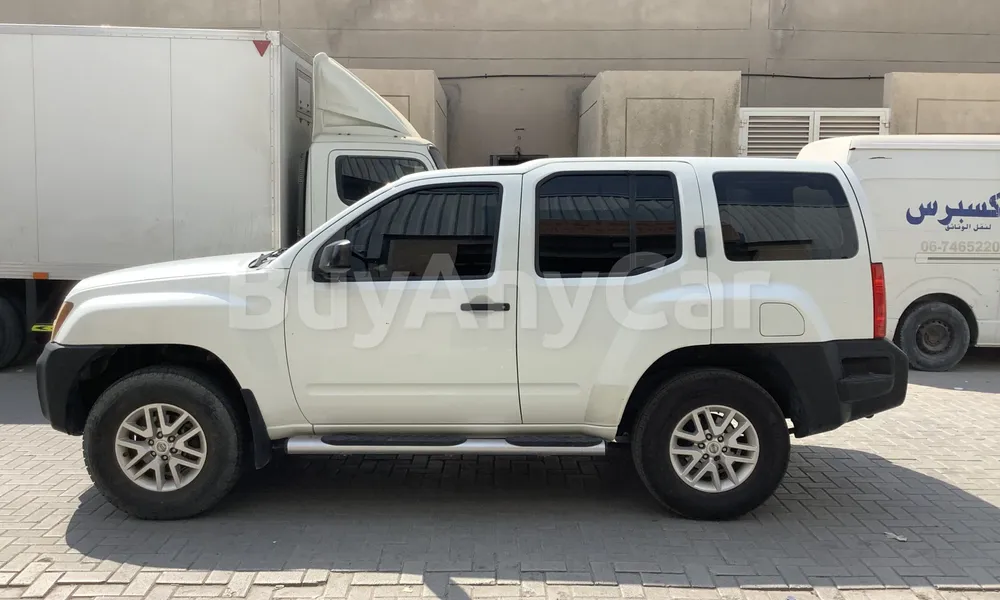 Vehicle photo 4