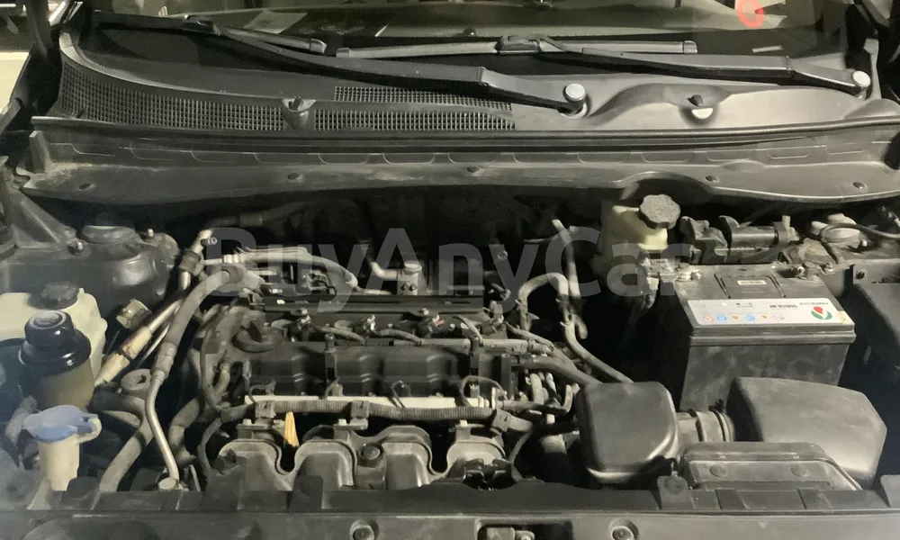 Vehicle photo 6
