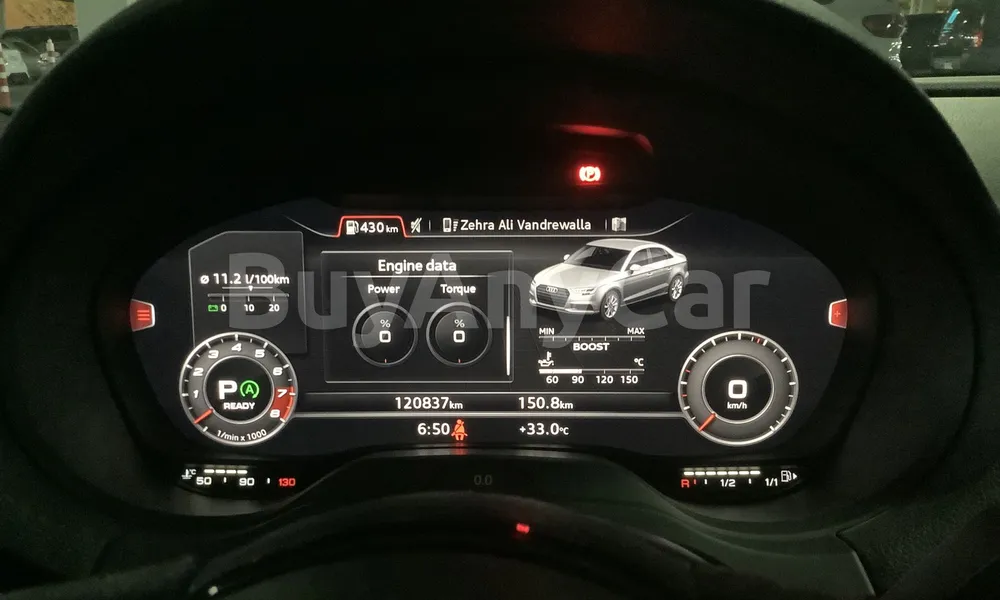 Vehicle photo 9