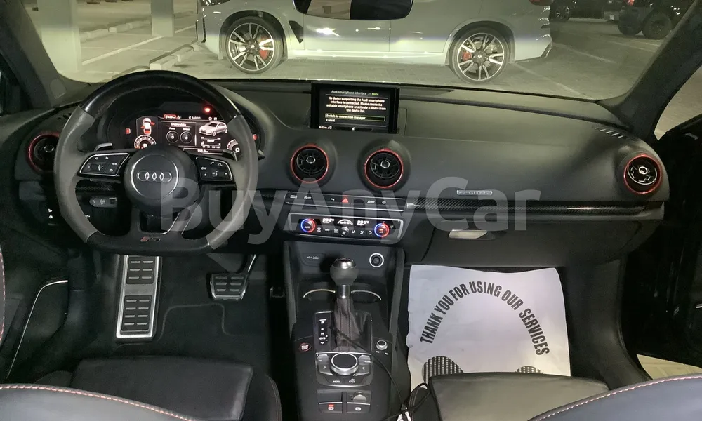 Vehicle photo 8