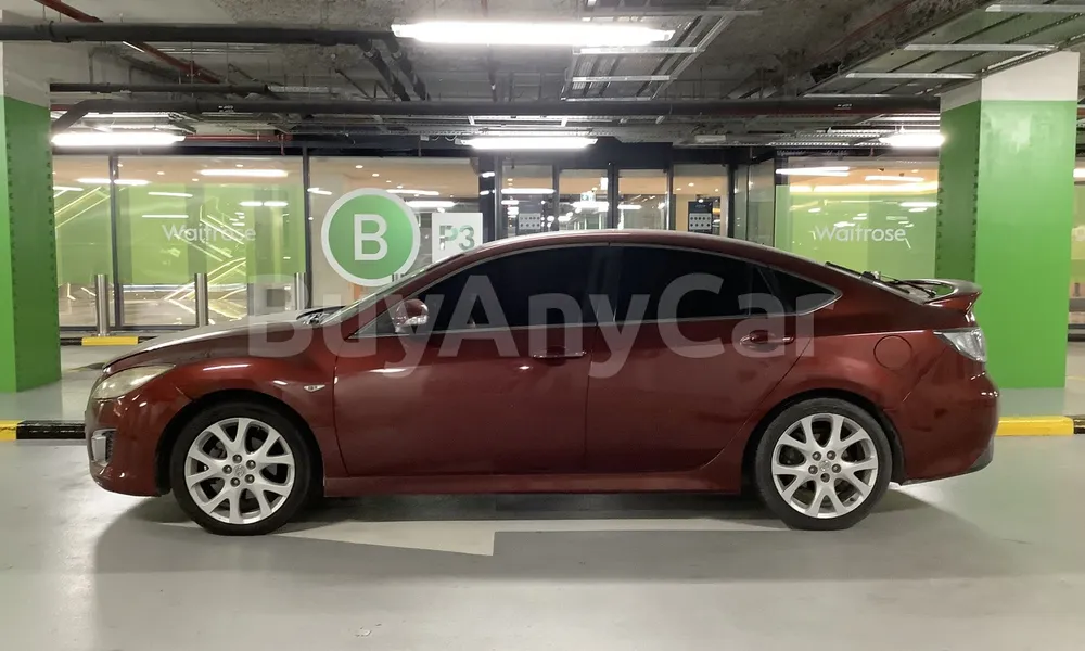Vehicle photo 4