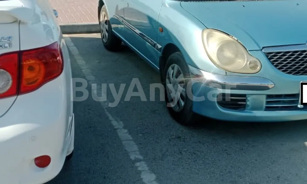 Vehicle photo 3