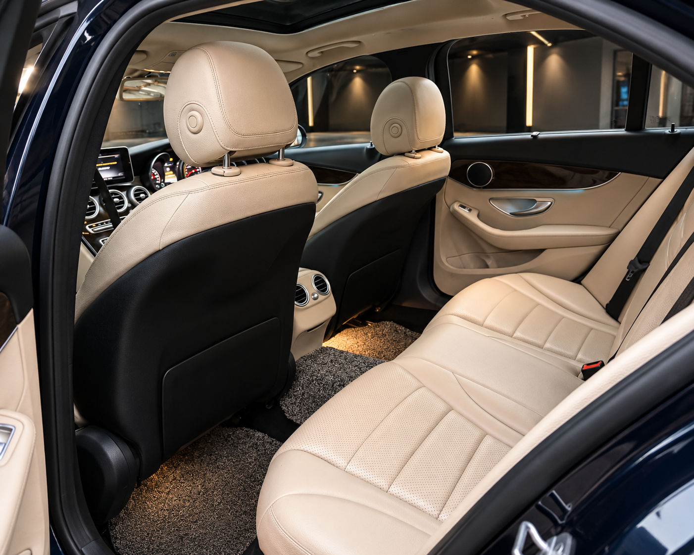 Mercedes Benz C220d